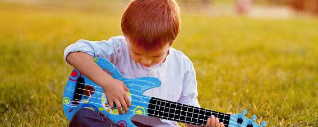 学吉他的好处(儿童学吉他的好处)