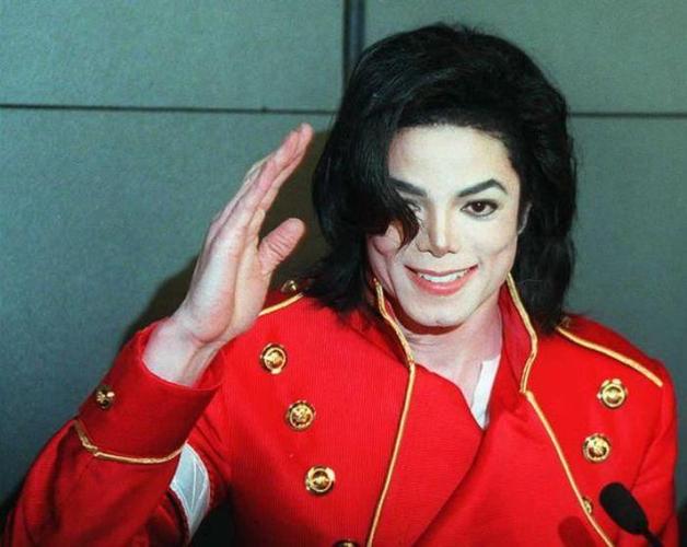 迈克尔杰克逊是怎么死的，MJ王子(迈克尔·杰克逊死)