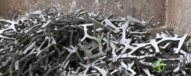 钢能被磁铁吸引吗，钢能不能被磁铁吸引？