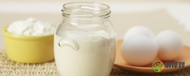 牛奶不能与什么食物同食，牛奶不能和哪些食物一起食用？