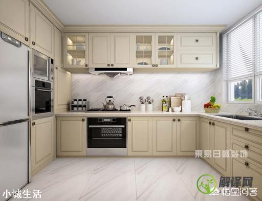 厨房是白色墙面，橱柜该怎么配色才能最好看？