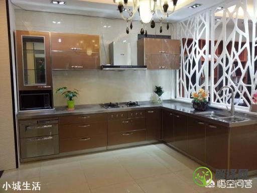 装修厨房你会选择不锈钢橱柜吗？