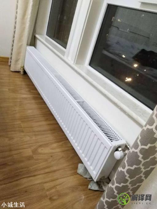 家里暖气是用暖气片还是用地暖好？为什么？