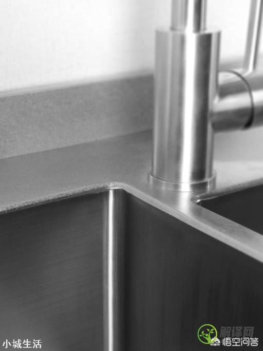 装修厨房你会选择不锈钢橱柜吗？