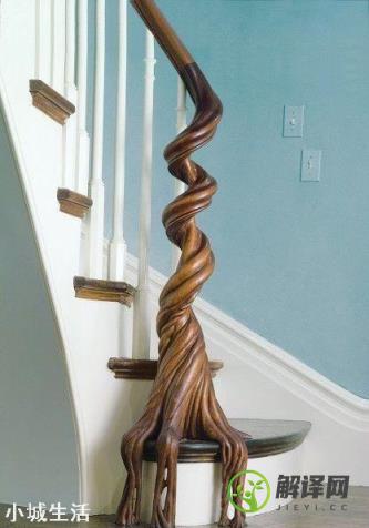 楼梯扶手装不锈钢的好还是木头的好？