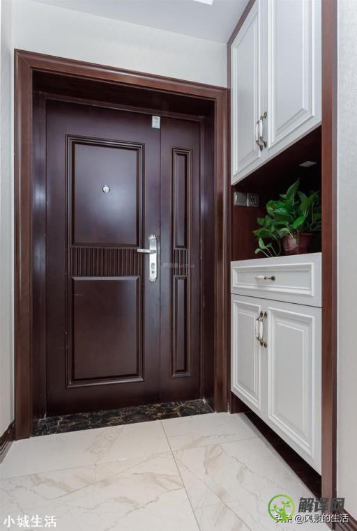 这个户型的入户玄关怎么设计，想安装玄关柜？