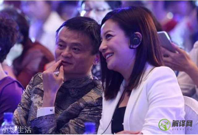 赵薇是中国最有钱的女明星吗,赵薇是哪国国籍？