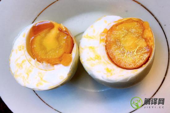皮蛋可以和咸鸭蛋一起吃吗？