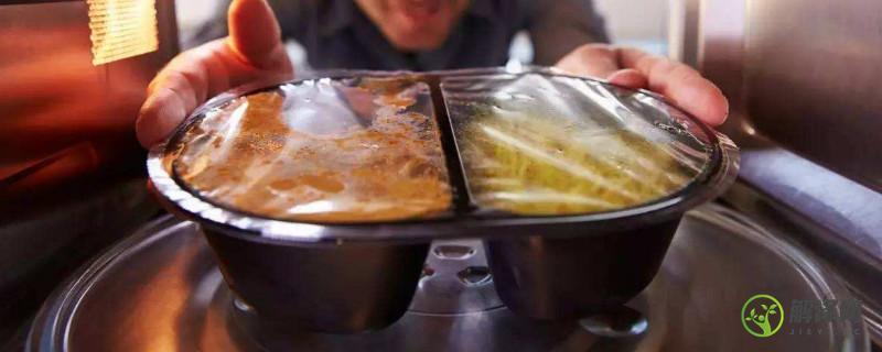 不锈钢的碗能不能在微波炉里热？