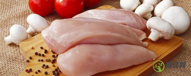 鸡胸肉带水保存在冷冻可以吗(鸡胸肉可以泡水保存)