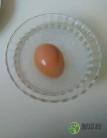 水铺蛋怎么做蛋清不散(如何做水铺蛋蛋白不散)
