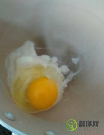 水铺蛋怎么做蛋清不散(如何做水铺蛋蛋白不散)