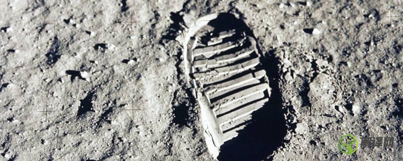 谁是第一个登上月球的人(美国宇航员谁是第一个登上月球的人)