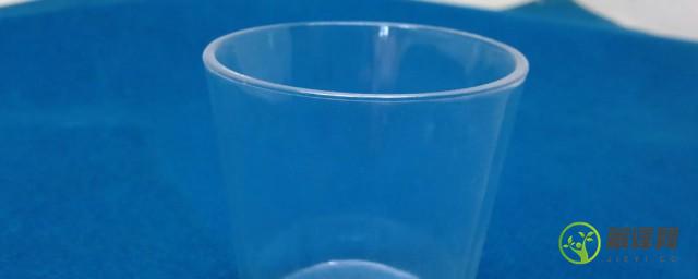 塑料杯是什么材料做的(塑料杯用什么材料做的)