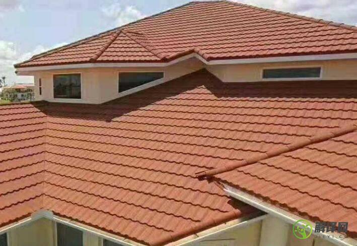盖屋顶用什么材料好(房屋顶盖用什么材料)