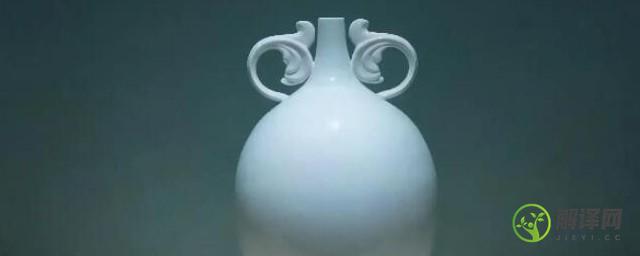 简述中国陶瓷器与西方陶瓷不同