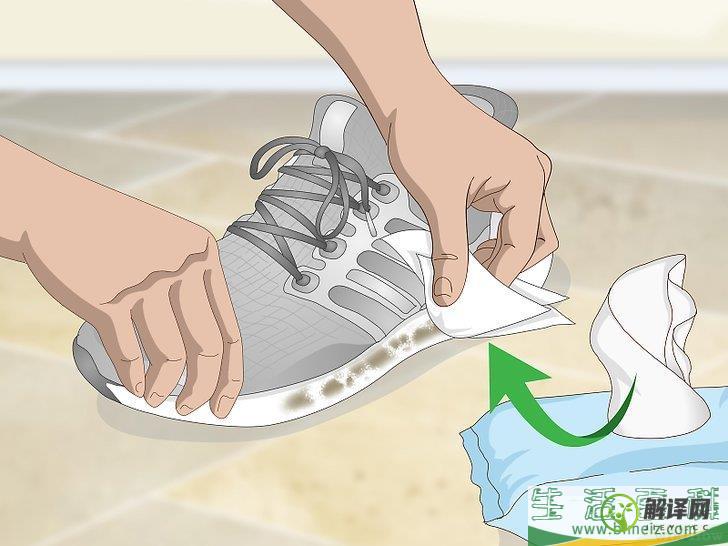 怎么清洁超级减震运动鞋的鞋底(运动鞋底污渍怎样去掉)