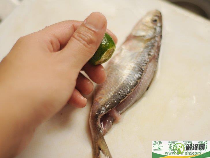 怎么烹饪沙丁鱼(沙丁鱼怎么做好吃家常做法)
