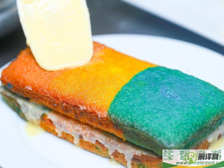 怎么制作彩虹蛋糕(简单的彩虹蛋糕的做法窍门)