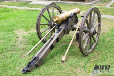 自行火炮是由什么与火炮构成的作战平台(自行火炮是由车辆底盘和什么构成的作战平台)