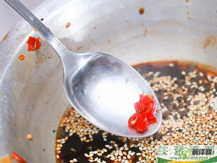 怎么制作美味亚洲风味煸炒酱汁