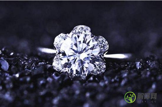 结婚为什么要买钻石(为什么结婚一定要买钻石)