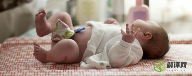 宝宝尿床怎么去除尿味(婴儿尿在床上怎么去除臭味)
