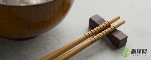 筷子竖在碗里是怎么回事(筷子在碗里竖起来)