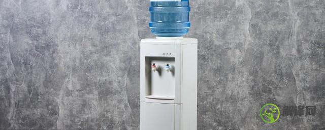 新买的饮水机要怎么清洗(新买的饮水机清洗方法)