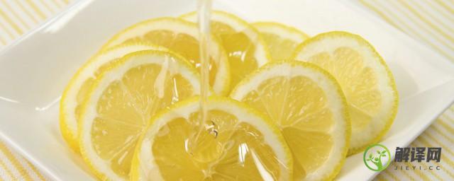 干柠檬片如何用蜂蜜腌制(干柠檬片浸泡蜂蜜)