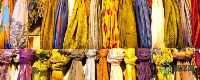 围巾常用面料有哪几种(围巾的面料和材质介绍)