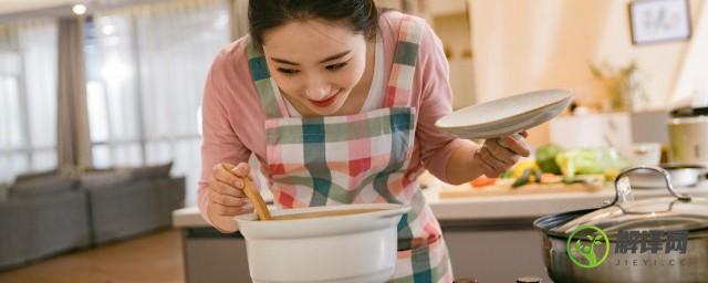 砂锅高汤的熬制方法及配料(砂锅高汤的做法及配方)