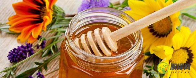 怎样区分假蜂蜜和真蜂蜜(正宗蜂蜜和假蜂蜜怎么区分)