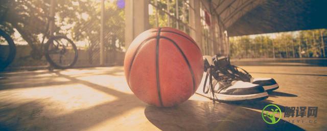 篮球训练和力量训练怎么安排(打篮球的力量如何训练)