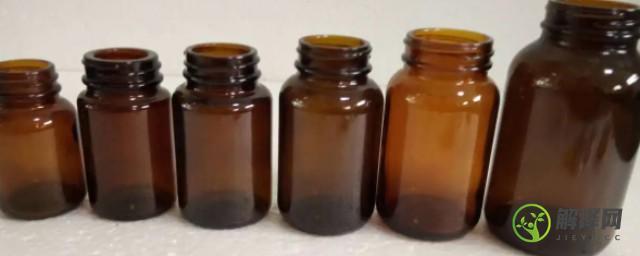 浓硫酸的保存是棕色玻璃瓶吗(浓硫酸必须保存在棕色瓶中吗)