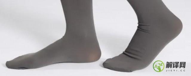 连裤袜和踩脚袜的区别是什么(连裤袜还是踩脚的好)