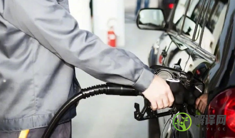 油价上涨燃油车会降价吗2022(汽油降价最新消息2021年)