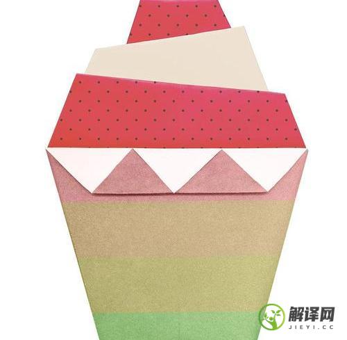 折纸纸杯蛋糕手工怎么做(手工折纸制作蛋糕)