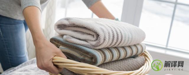 清洗毛衣类的衣物方法及保养(毛衣的洗涤和保养方法)