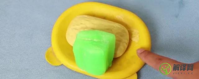 肥皂如何做洗衣液(肥皂做成洗衣液教程)