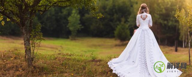 几个常见的关于婚纱礼服的问题