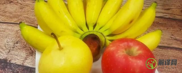 苹果香蕉梨一起煮水喝的功效(苹果梨和香蕉一起煮水喝的功效)