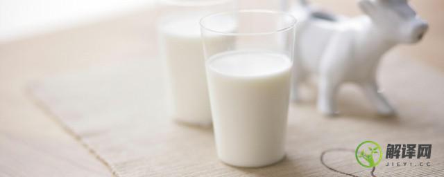 鲜牛奶过了保质期还能喝吗(纯牛奶过了保质期还能喝吗?)