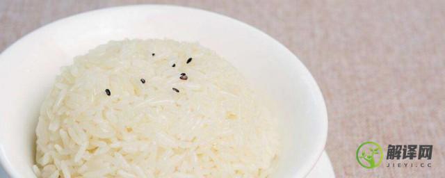 米饭水米比例(高压锅蒸米饭水米比例)