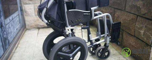 最早设计的轮椅有几个轮子(最早设计的椅子有几个轮子)