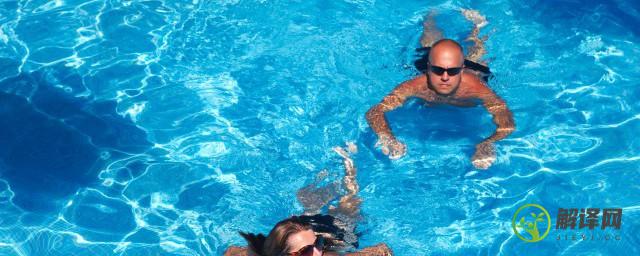 自由泳长距离划水技巧(怎样才能增加自由泳的划水速度)