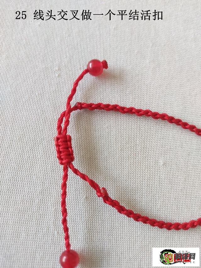 超简单爱心手绳编法大全图解，红绳心形手绳教程